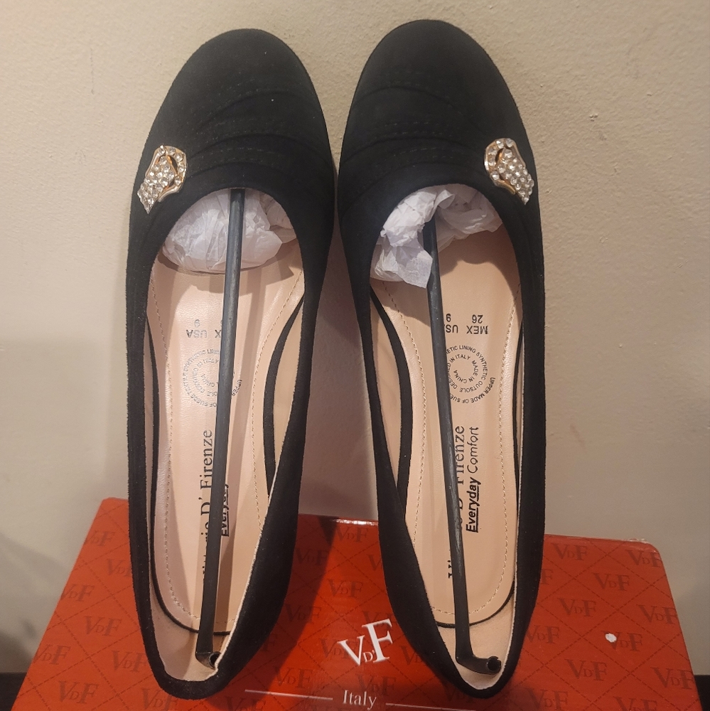 Ladies shoes